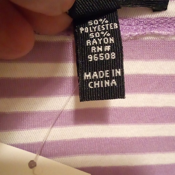NWT - Fang Striped Purple & White Shirt - Size Small - Picture 4 of 5
